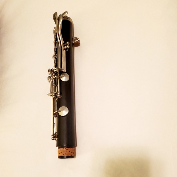 Antigua Vossi CL220 Clarinet Excellent Condition! - Picture 12 of 14